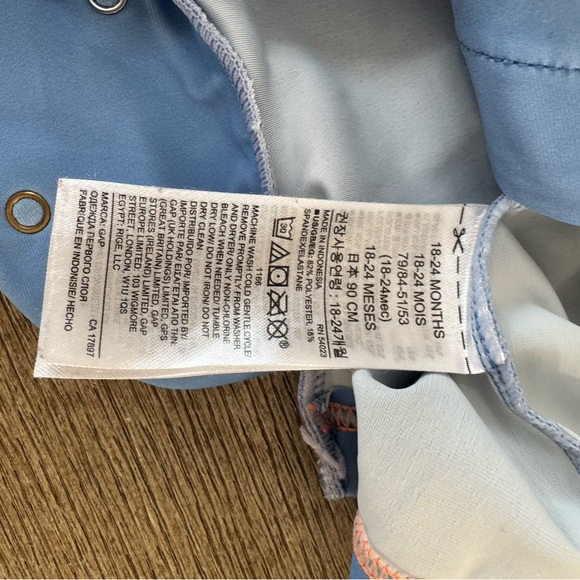 Toddler swimsuit with float - Picture 6 of 6